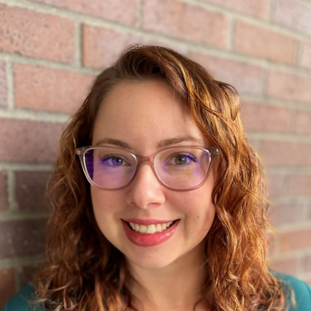 Hallie Auerback Photo